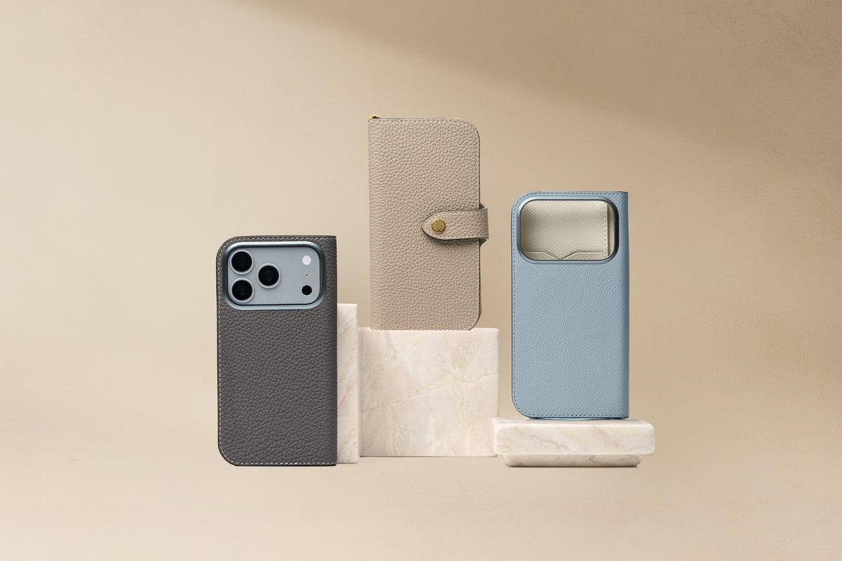 日常に溶け込む洗練。手元を優雅に彩る手帳型スマホケース