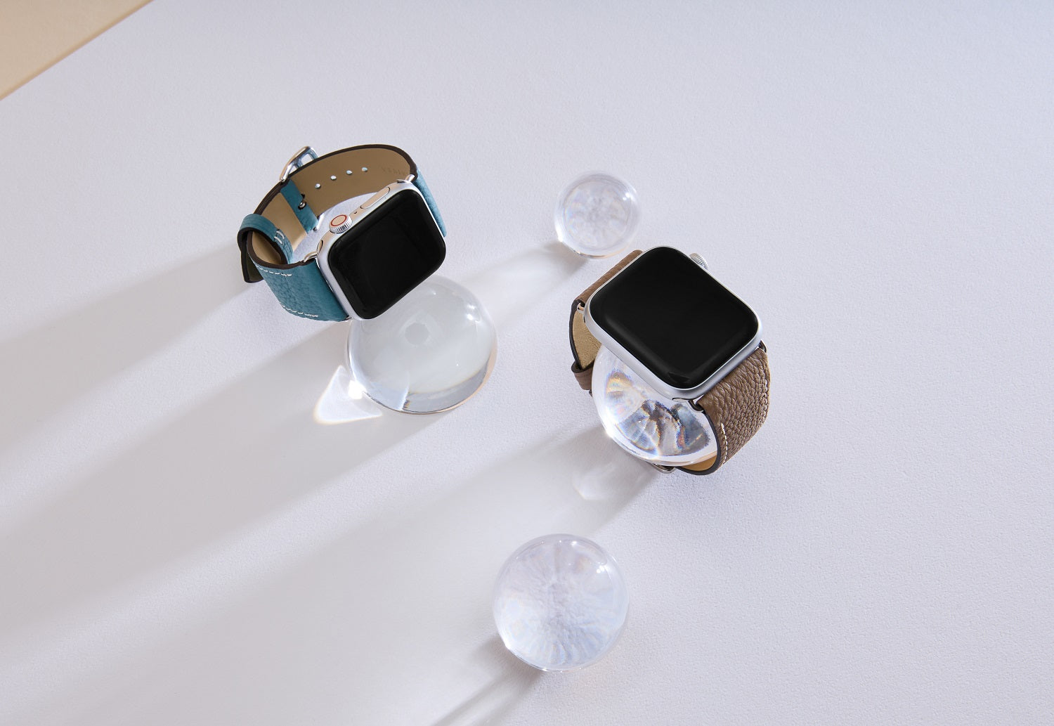 Apple Watch 가죽 밴드【42 mm/44 mm/45 mm/49 mm, M/L 사이즈】 (어댑터：실버)